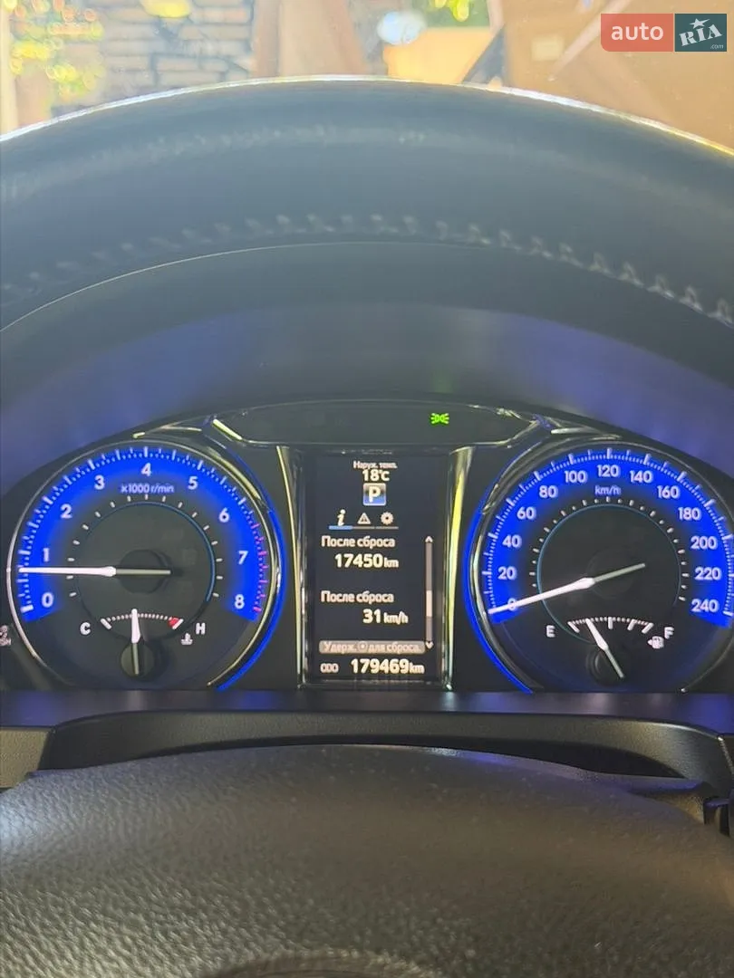 2016 Toyota Camry - мініатюра 11