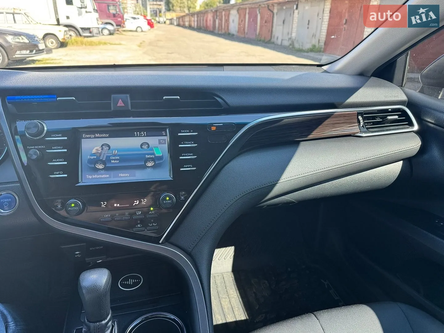 2018 Toyota Camry - мініатюра 17