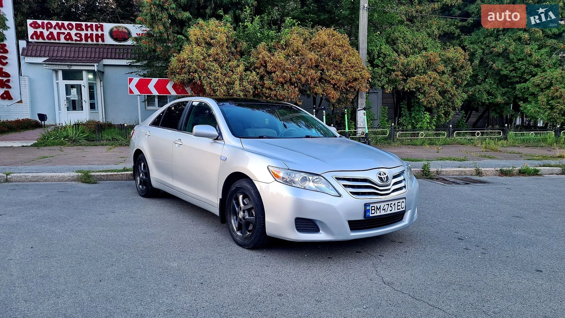 2010 Toyota Camry - мініатюра 3