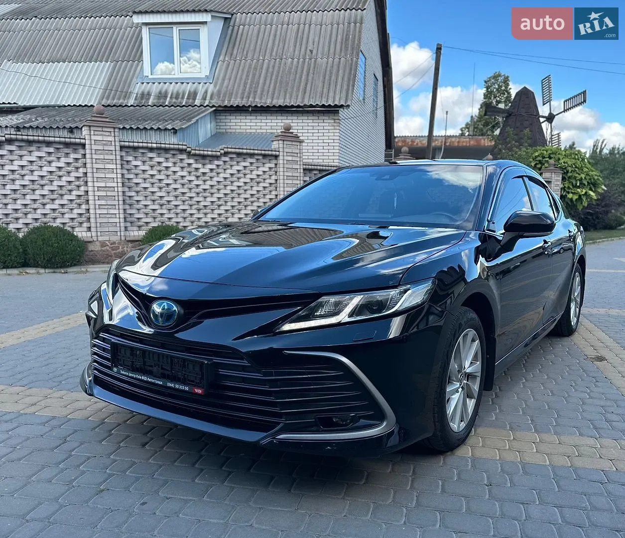 2022 Toyota Camry - фото 1