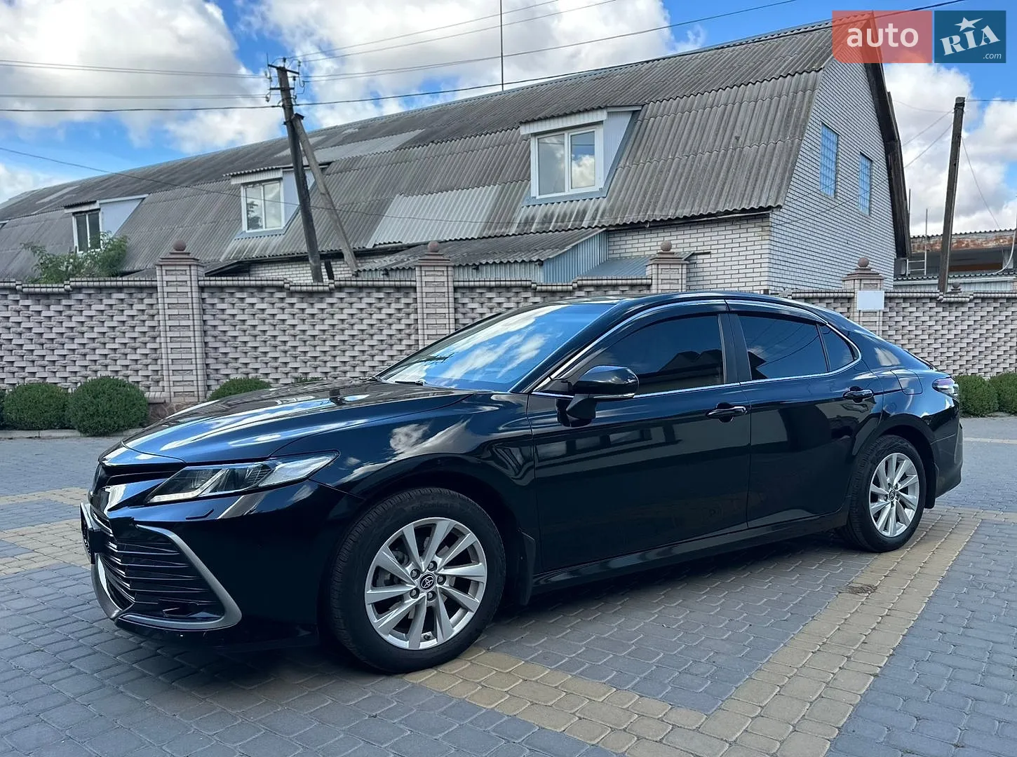 2022 Toyota Camry - мініатюра 3
