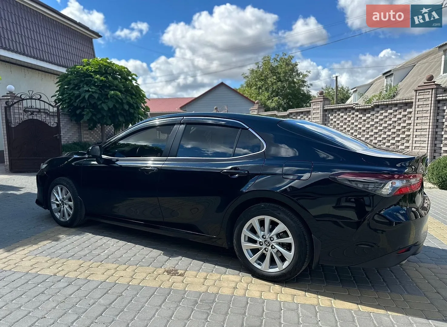 2022 Toyota Camry - мініатюра 11