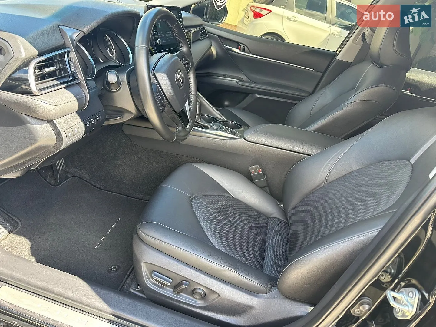 2022 Toyota Camry - мініатюра 19