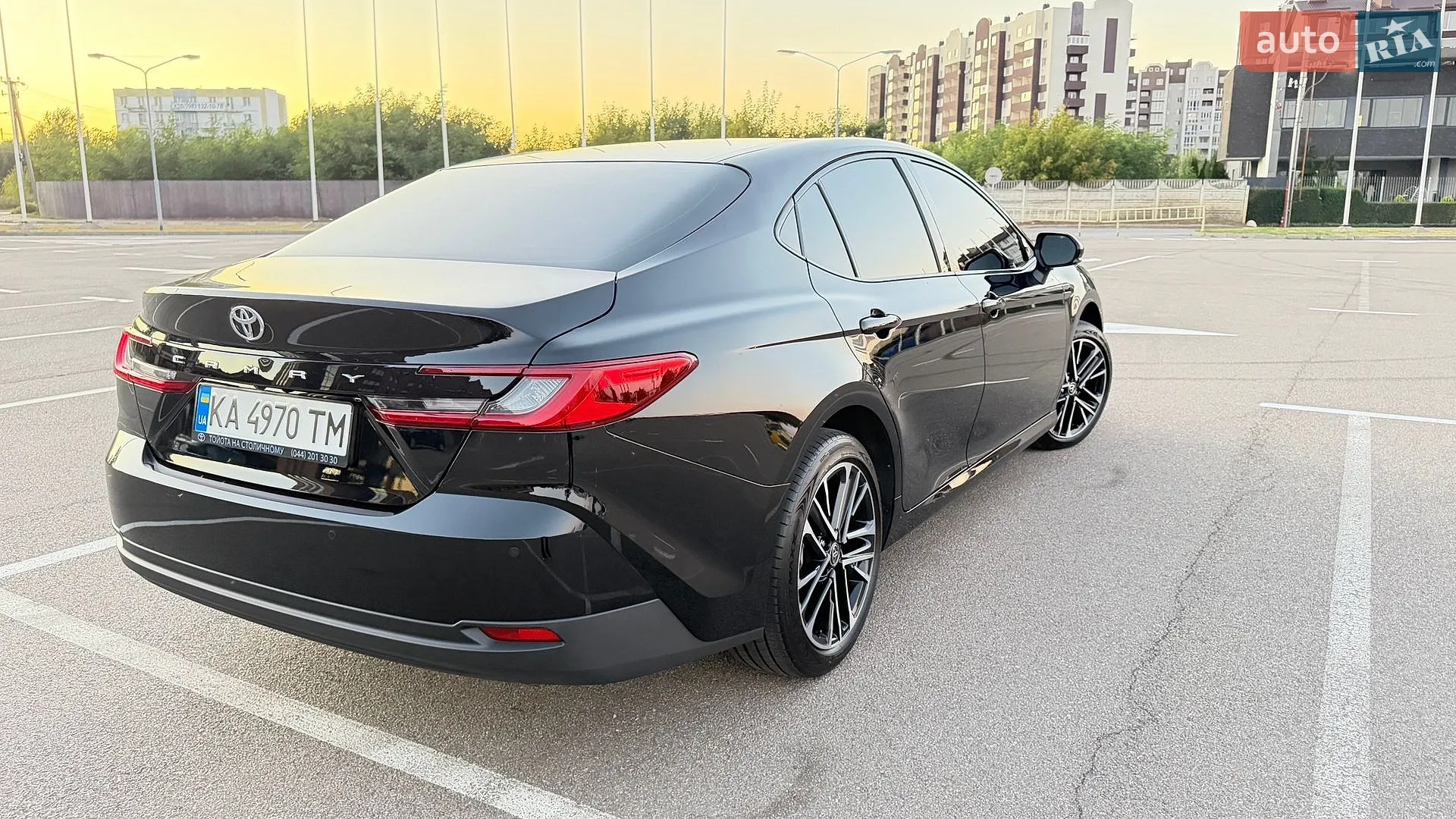 2025 Toyota Camry - мініатюра 8