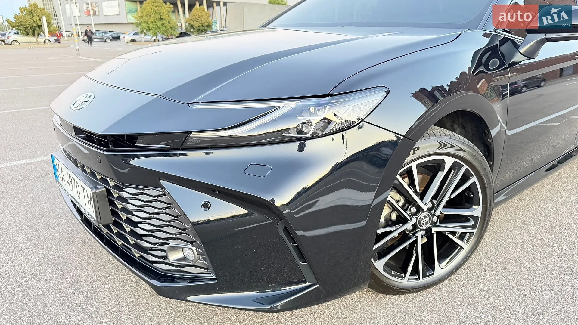 2025 Toyota Camry - мініатюра 12