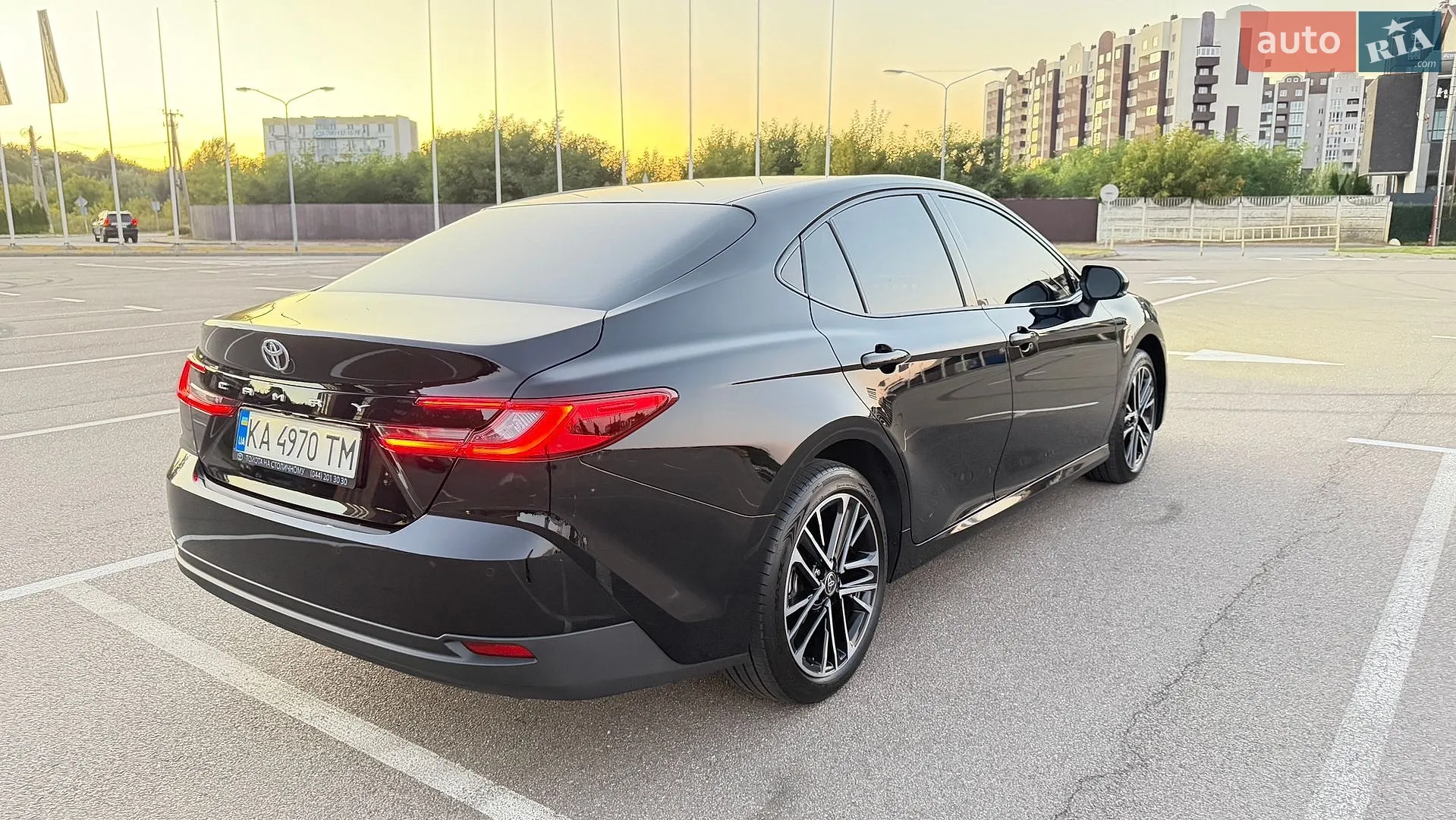2025 Toyota Camry - мініатюра 17