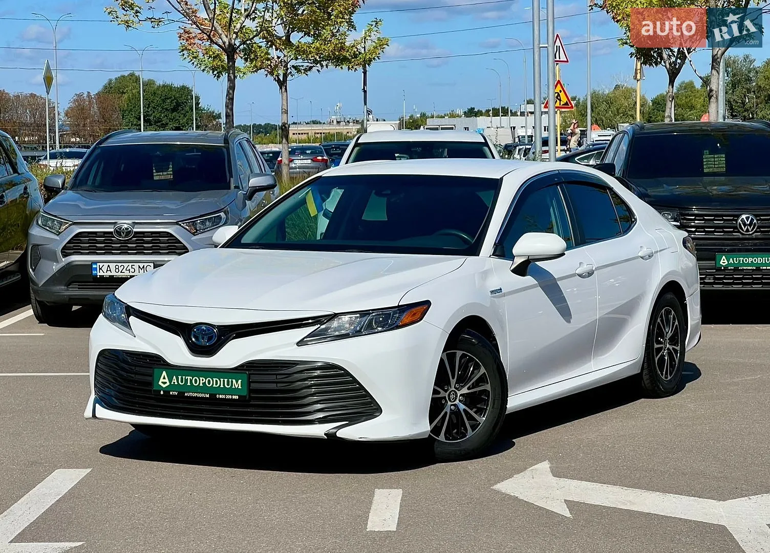 2018 Toyota Camry - мініатюра 2