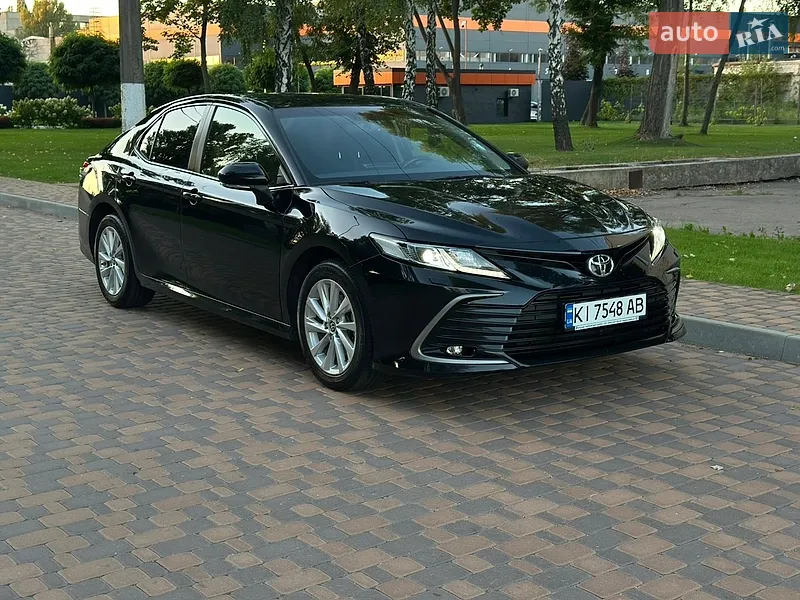 Toyota Camry 2024