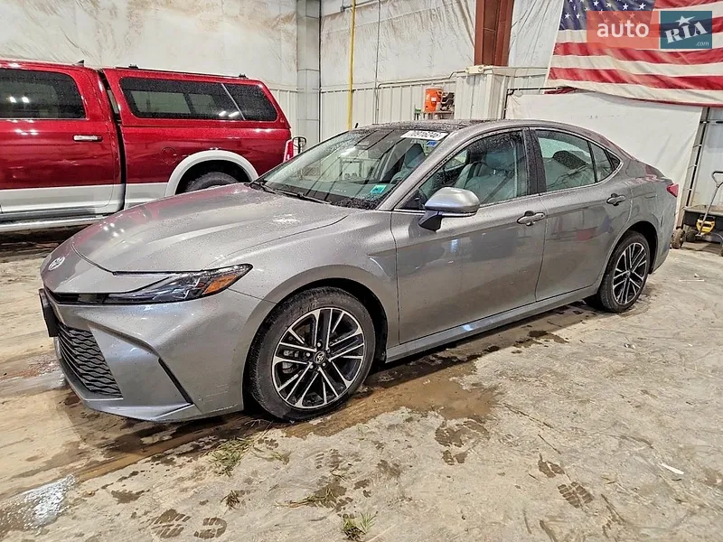 Toyota Camry 2024