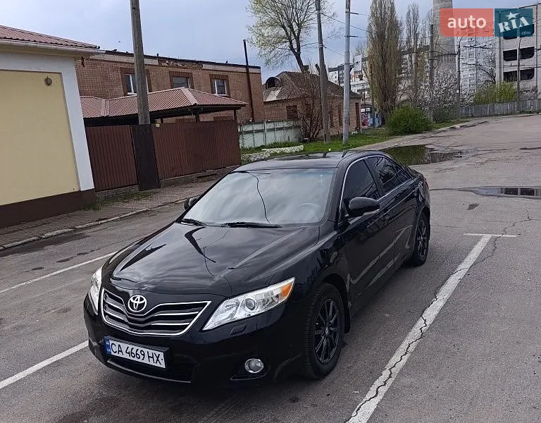 Toyota Camry 2011