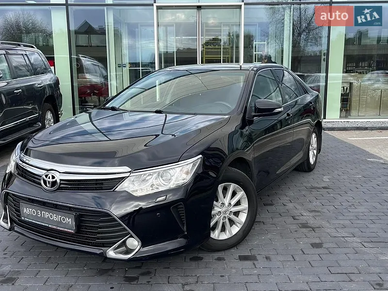 Toyota Camry 2016