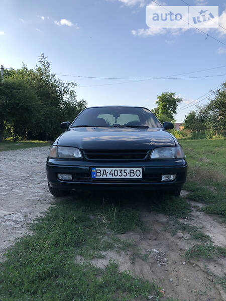 Toyota Carina E