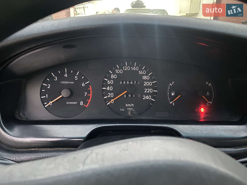 Седан Toyota Carina E 1993 в Белгороде-Днестровском