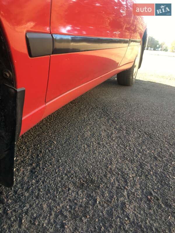 Лифтбек Toyota Carina E 1995 в Одессе