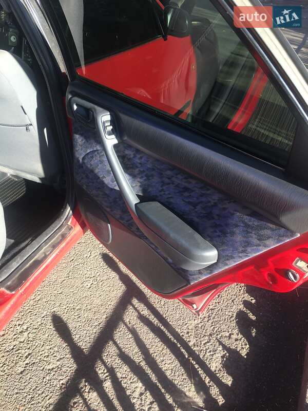 Лифтбек Toyota Carina E 1995 в Одессе