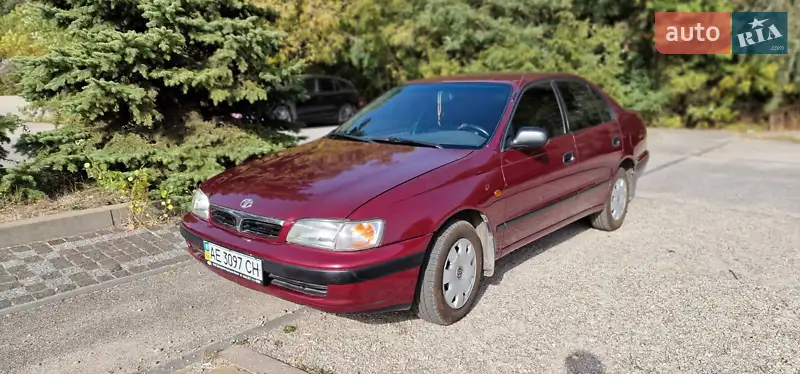 Toyota Carina E