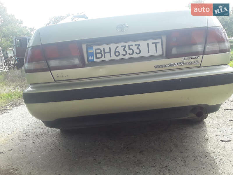 Универсал Toyota Carina E 1993 в Шабо