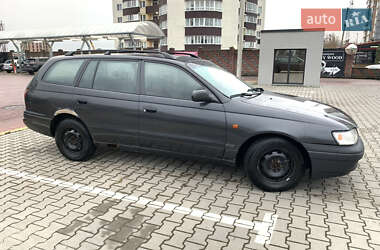 Седан Toyota Carina E 1996 в Рівному