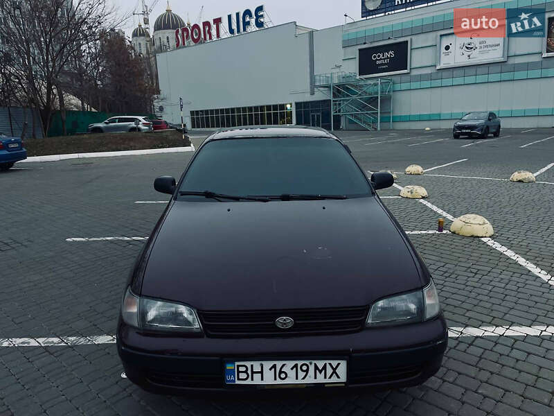 Седан Toyota Carina E 1993 в Одесі