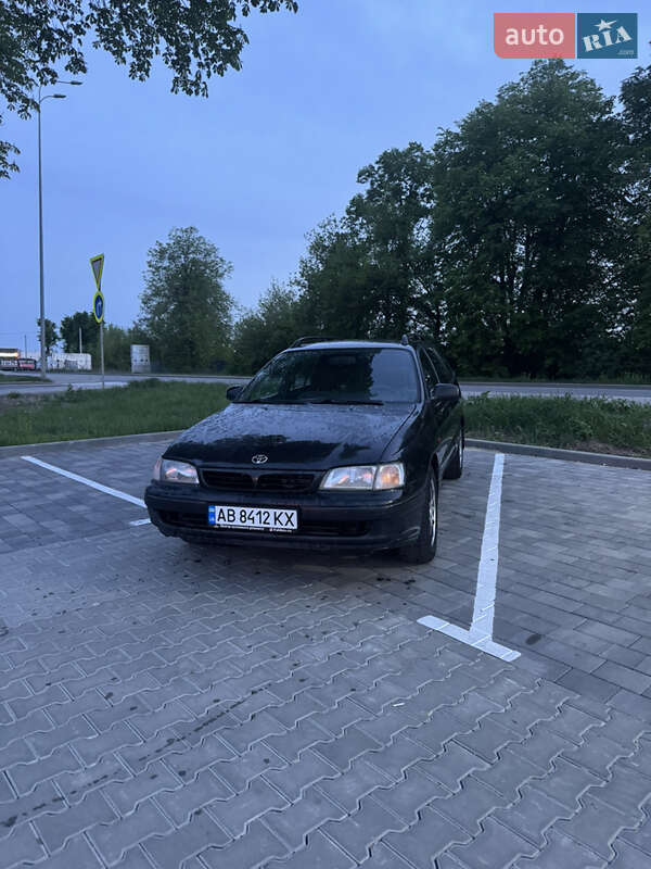 Универсал Toyota Carina E 1996 в 