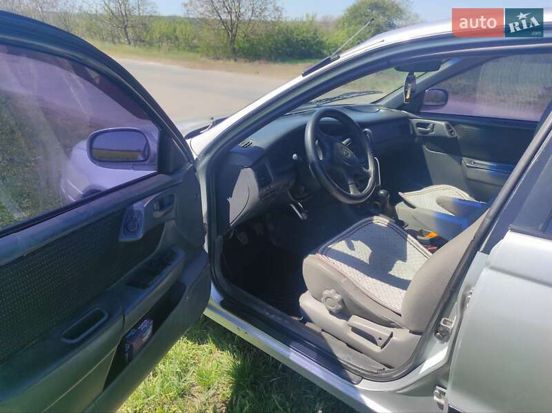 Седан Toyota Carina E 1997 в Кодимі