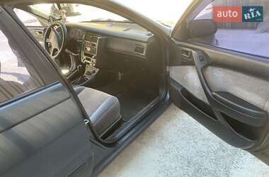 Ліфтбек Toyota Carina E 1993 в 
