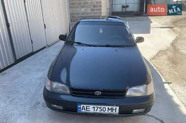 Ліфтбек Toyota Carina E 1993 в 