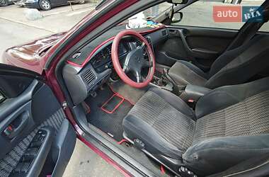 Універсал Toyota Carina E 1994 в 