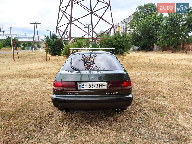 Лифтбек Toyota Carina E 1994 в Великодолинском