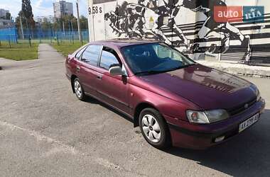Лифтбек Toyota Carina E 1994 в 