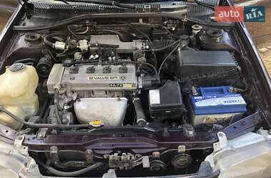 Седан Toyota Carina E 1994 в 