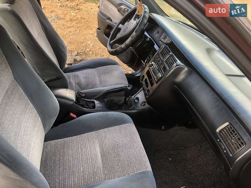 Седан Toyota Carina E 1994 в Одесі