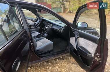 Седан Toyota Carina E 1994 в 