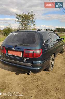 Универсал Toyota Carina E 1993 в Одессе