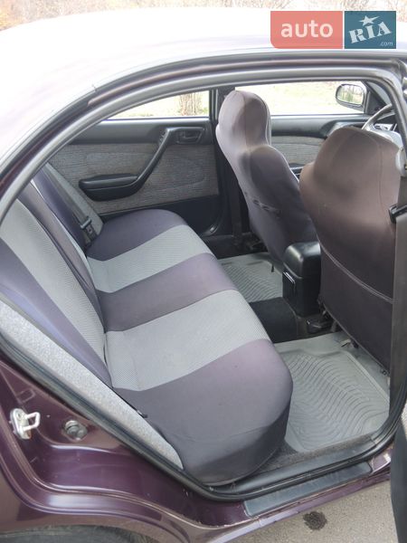 Седан Toyota Carina E 1994 в Измаиле