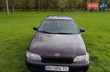 Седан Toyota Carina E 1993 в Беляевке