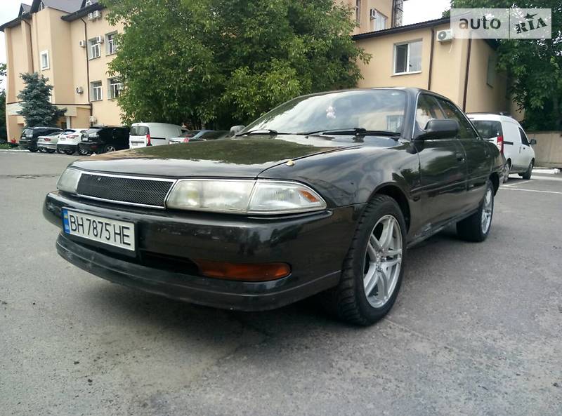 Седан Toyota Carina 1990 в Одессе