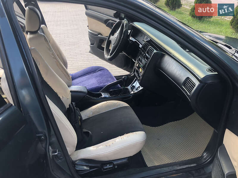 Хетчбек Toyota Carina 1994 в Тернополі