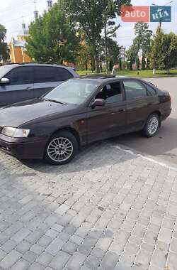 Седан Toyota Carina 1994 в Ивано-Франковске