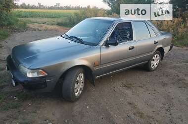 Седан Toyota Carina 1990 в Харкові