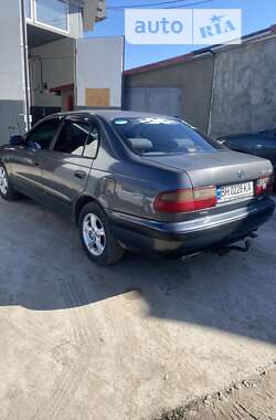 Седан Toyota Carina 1992 в Ізмаїлі