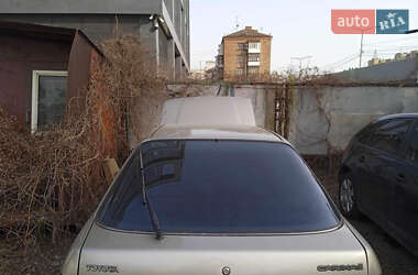 Седан Toyota Carina 1989 в 