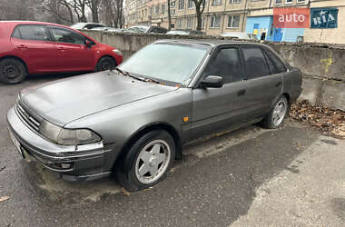 Хэтчбек Toyota Carina 1989 в Киеве