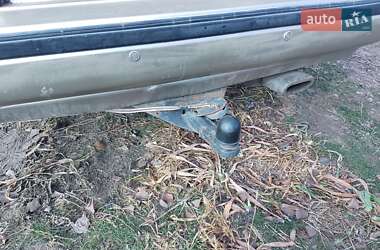 Хэтчбек Toyota Carina 1988 в 