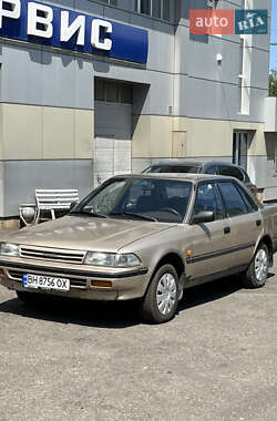 Седан Toyota Carina 1988 в 