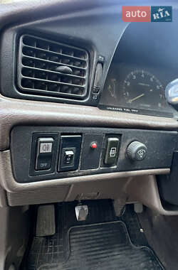 Седан Toyota Carina 1988 в 