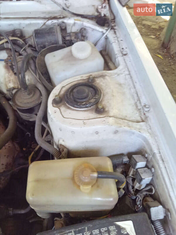 Седан Toyota Carina 1982 в Черноморске