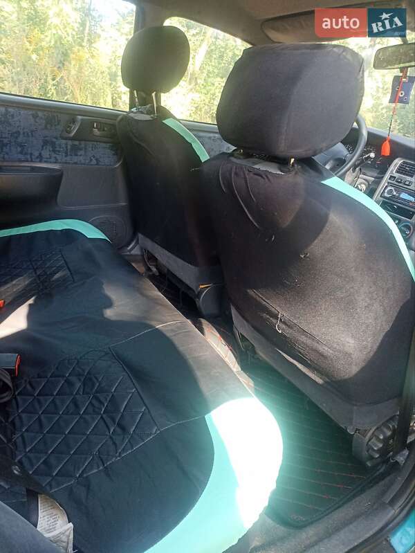 Седан Toyota Carina 1998 в Киеве