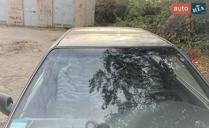 Седан Toyota Carina 1990 в Харкові