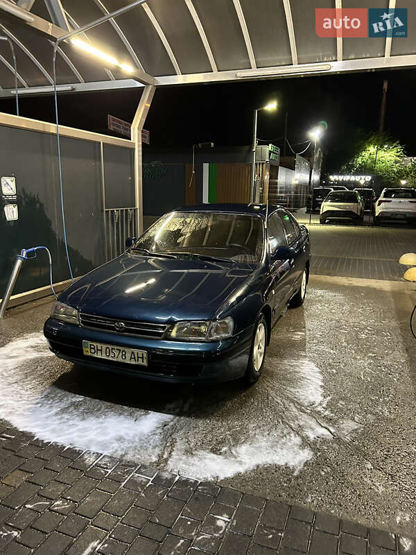 Седан Toyota Carina 1993 в Киеве фото 2 Седан Toyota Carina 1993 в Киеве